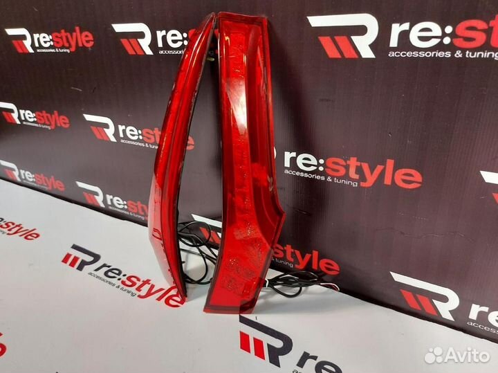 Стопы 5-ой двери Honda Fit с 2014 Led S2392