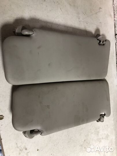 Солнцезащитный козырек Renault Logan 1