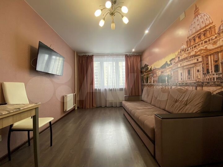 2-к. квартира, 43 м², 1/16 эт.
