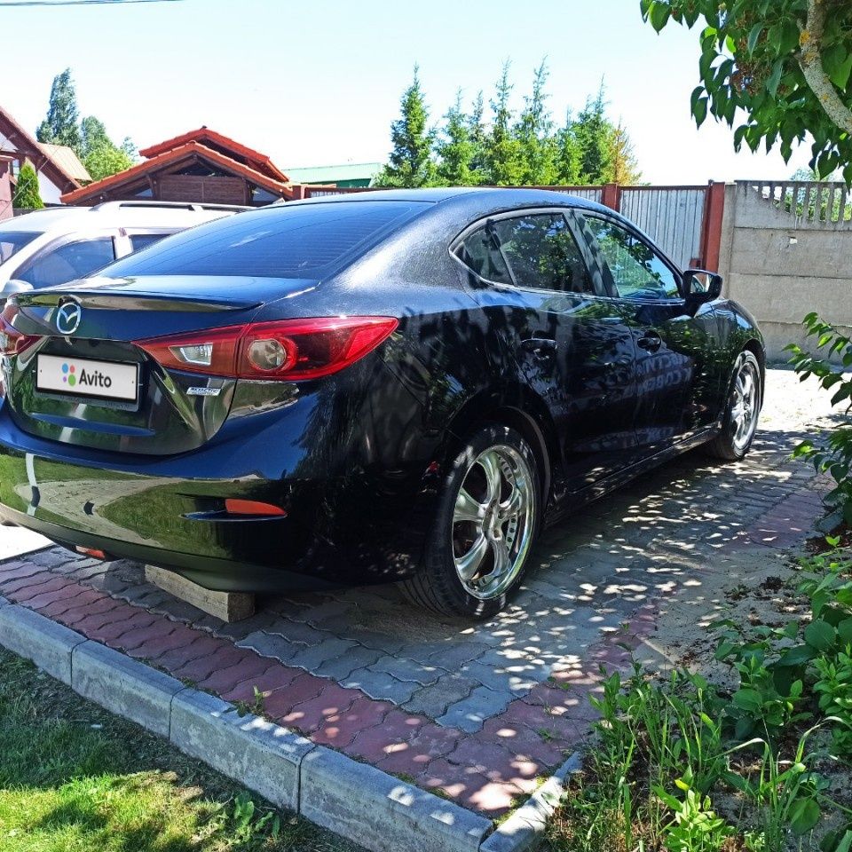 Mazda 3: фото владельца