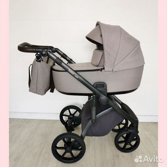 Коляска Roan Bass Next 3 в 1