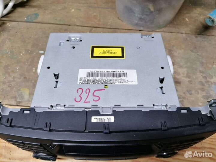 Штатная магнитола на mercedes