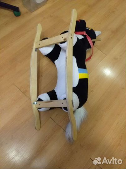 Детская лошадка качалка