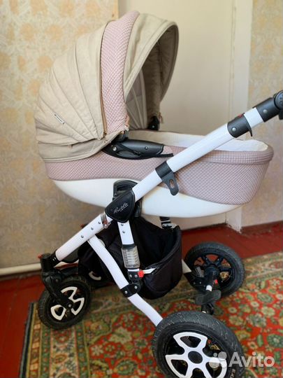 Детская коляска 3в 1