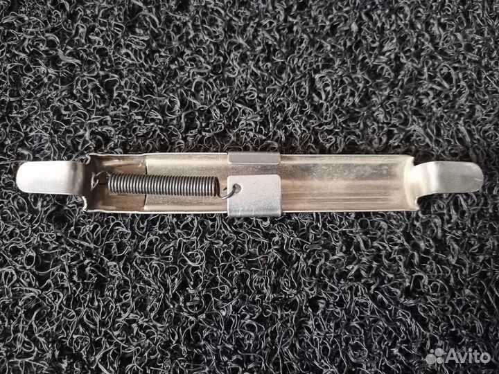 Новый держатель для рыболовной катушки СССР