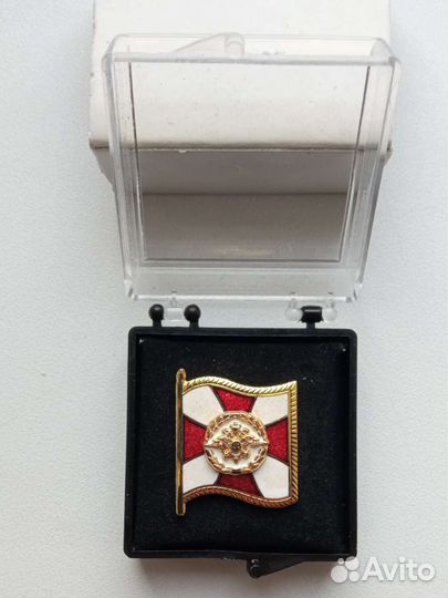 Знак лацканый 