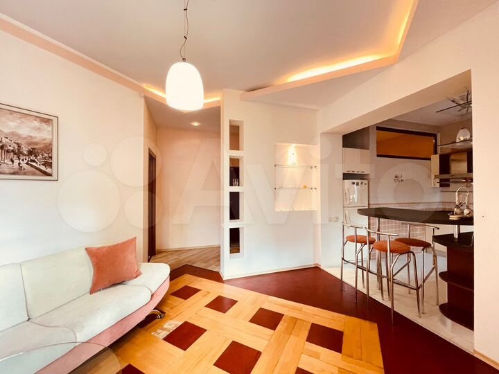 2-к. квартира, 53,3 м², 3/3 эт.