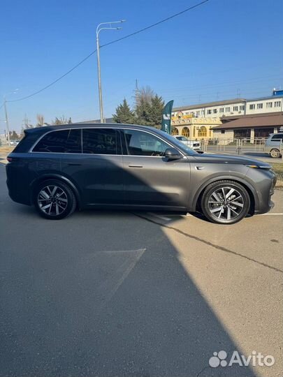 LiXiang L8 1.5 AT, 2023, 17 600 км