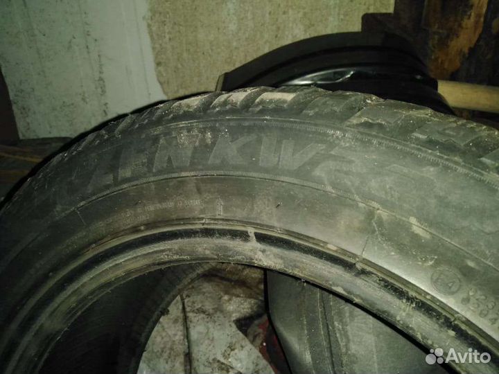 Kumho I'Zen RV Stud KC16 205/55 R16