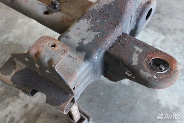 Рама передняя часть Cadillac Escalade GMT800