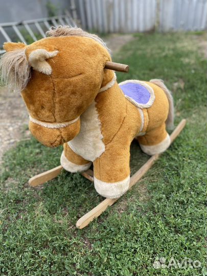 Качалка лошадь