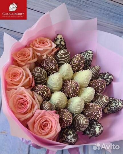 Вкусные букеты из клубники в шоколаде