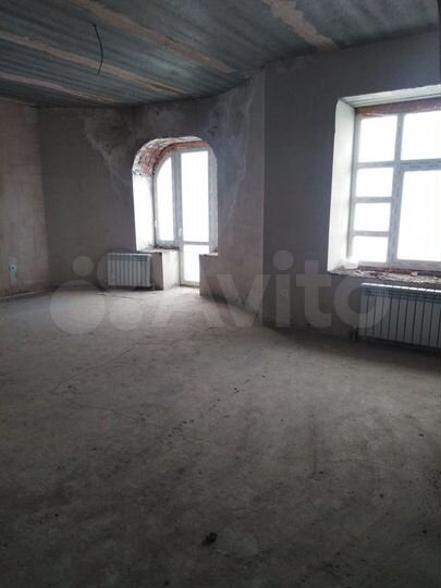 4-к. квартира, 115 м², 4/5 эт.