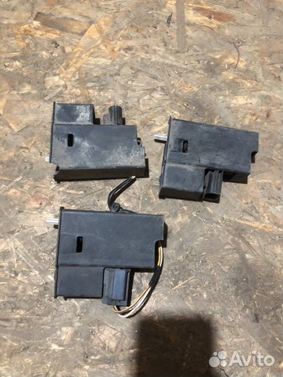 Активатор лючка бензобака форд фокус 2