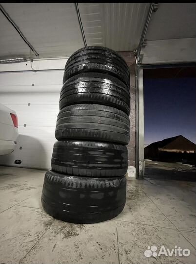 Pirelli P Zero 285/40 R22