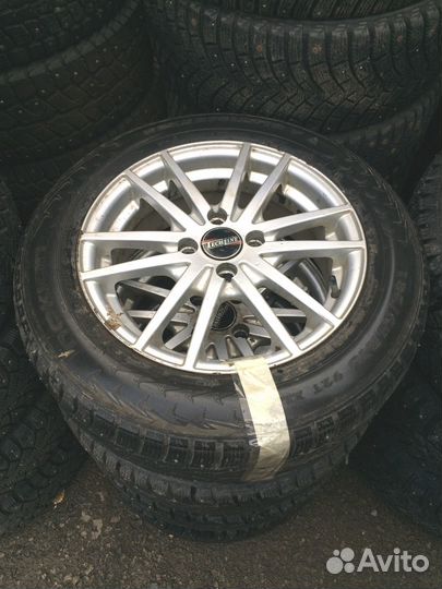 R15 Nokian Tyres Hakkapeliitta 7 185/65, PCD 4x100 DIA 68