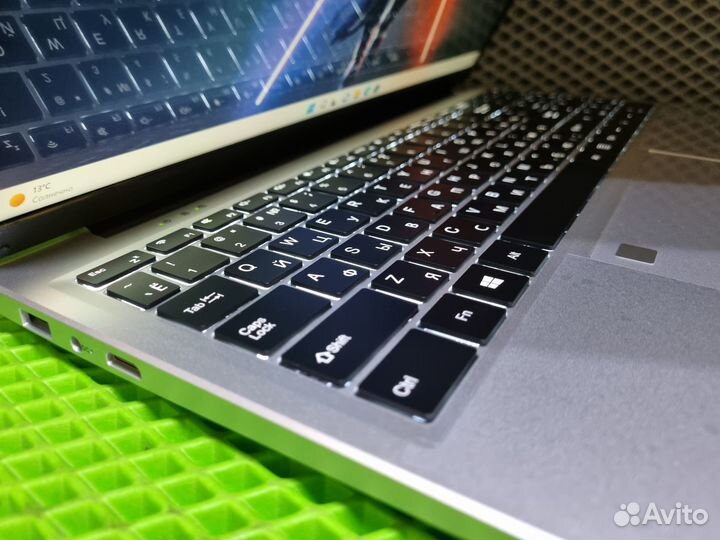 Ноутбук Новый intel i7/24Gb/SSD 1000Gb