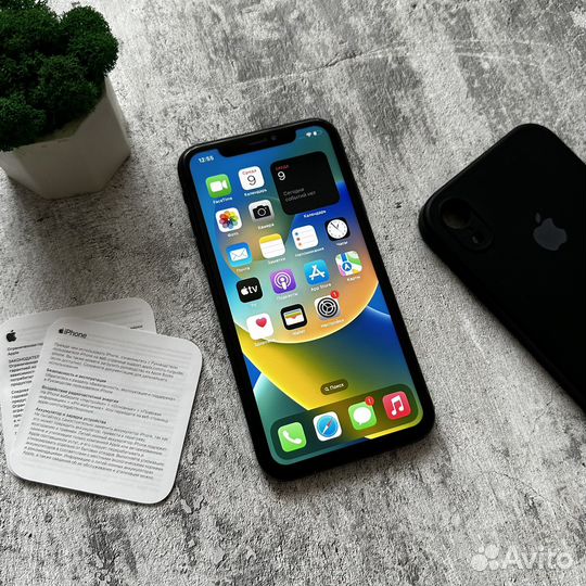 iPhone Xr, 64 ГБ
