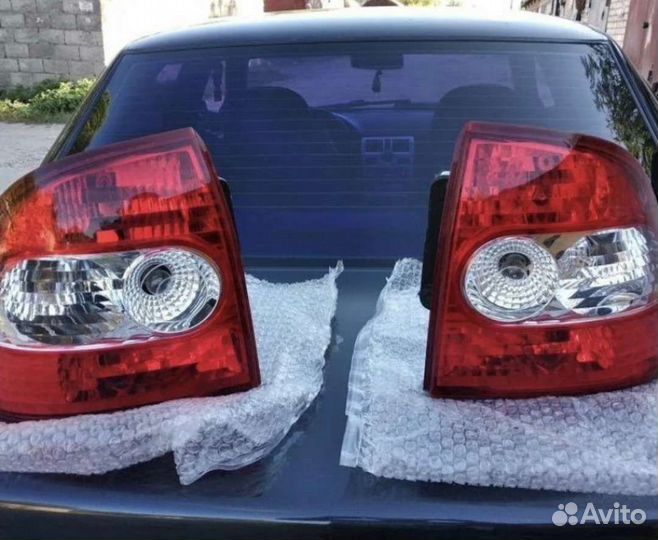 Задние фонари на Priora