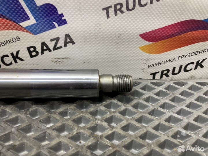 1325334017 Шток вилки кпп ZF Daf XF105