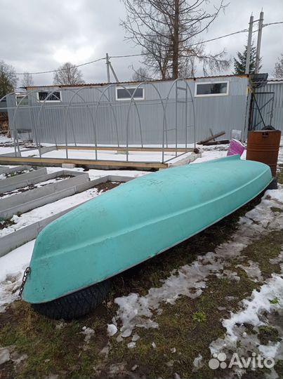 Лодка Пелла длинная