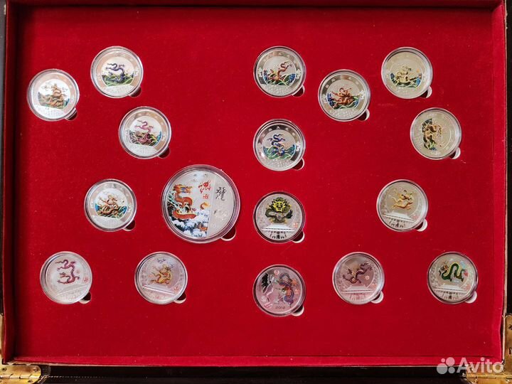 Монеты Китая 65 шт посеребренные