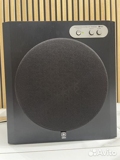 Сабвуфер Yamaha YST-RSW300