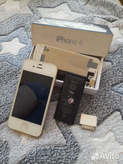 Телефон iPhone 4 s