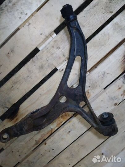 Рычаг подвески передний правый Mercedes Ml-350