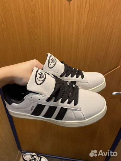 Кроссовки adidas campus