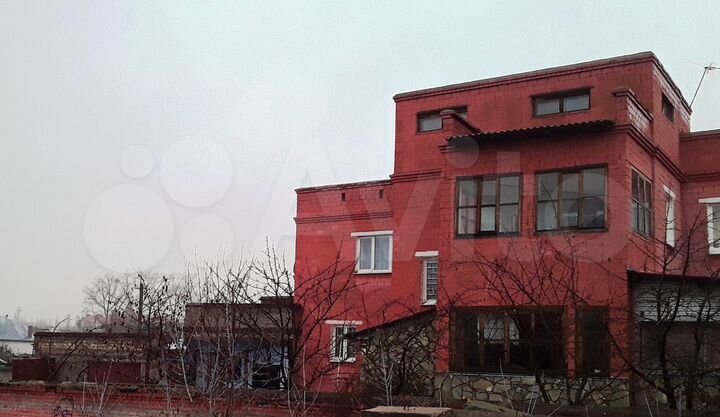 Дом 397 м² на участке 15,6 сот.