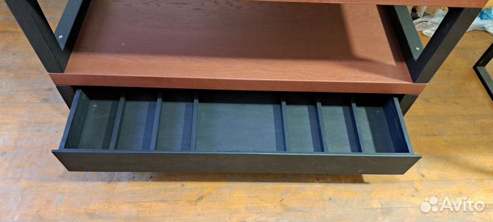 Тумба под телевизор