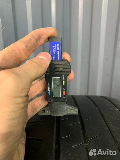 Bridgestone Dueler H/L 33A 235/55 R20 102V