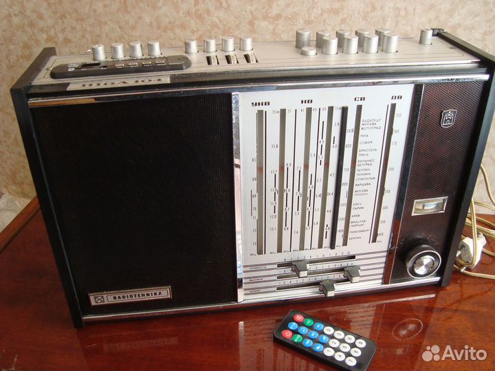 Музыкальный центр рига-104 с FM и мультиплеером