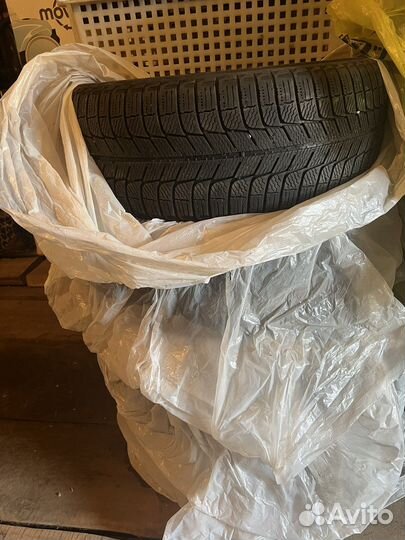 Michelin X-Ice XI3 25/55 R16 94