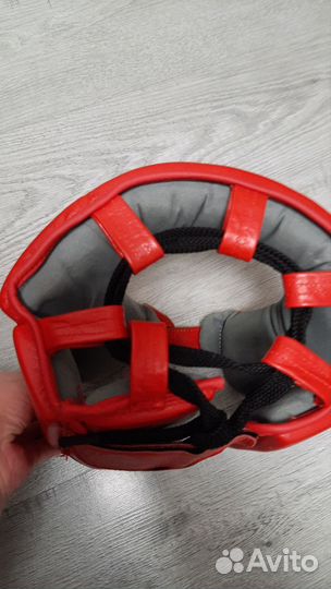 Боксерские перчатки и шлем детские