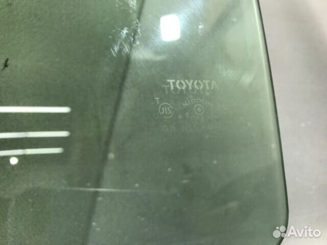 Стекло двери toyota corolla axio NZE164 1NZ-FE