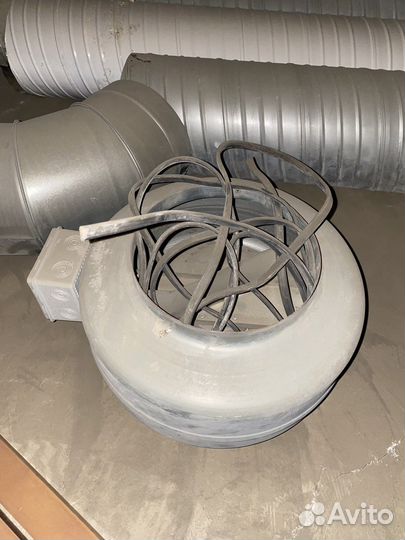 Канальный вентилятор 200