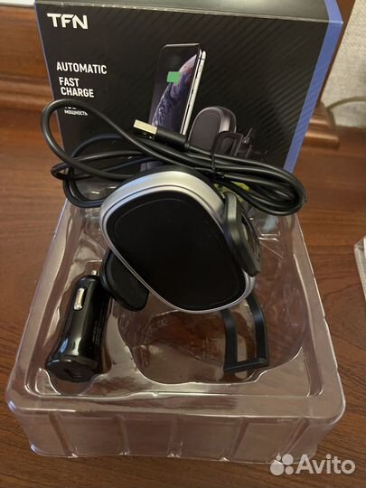 Беспроводное зарядное устройство для автомобиля