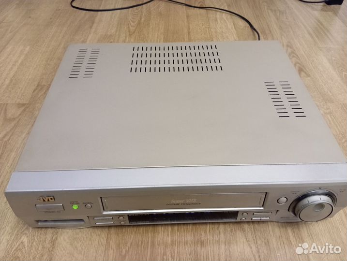 Видеомагнитофон JVC HR-S7600 TBC 3DNR svhs