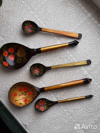 Ложки деревянные, расписные-2 больших-3 маленьких