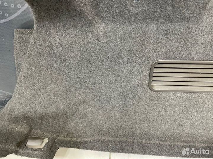 Обшивка багажника правая Audi A6 C5 ASN 2003