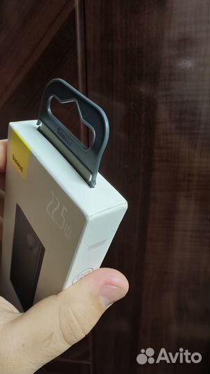 10000 mAh Baseus power bank 22.5w новый