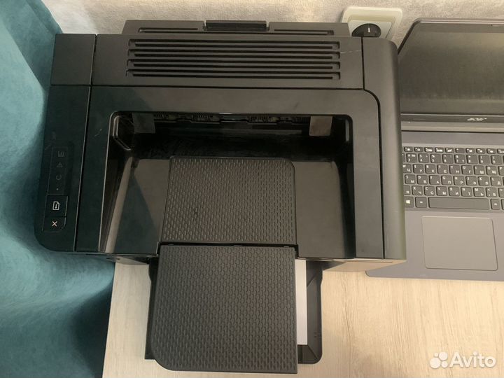 Принтер HP P1606dn