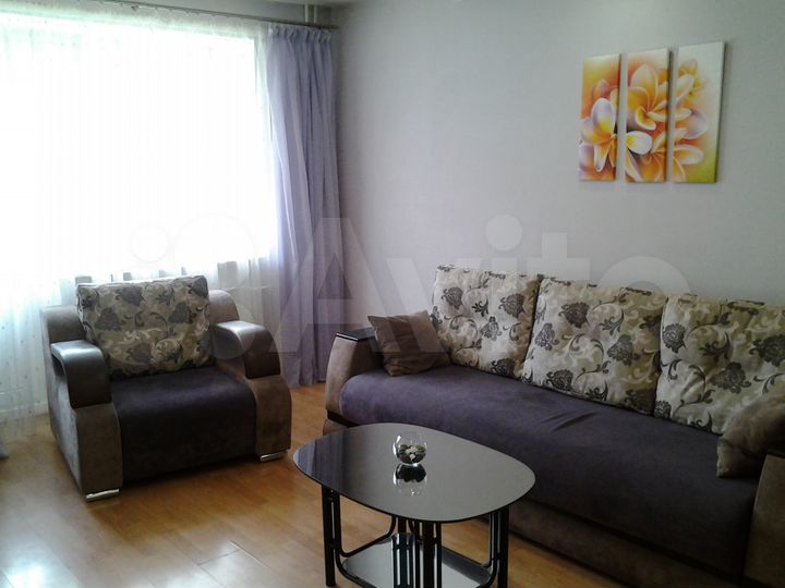 2-к. квартира, 50 м², 2/4 эт.