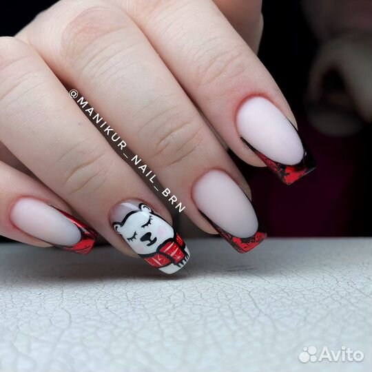 Коррекция наращённых ногтей