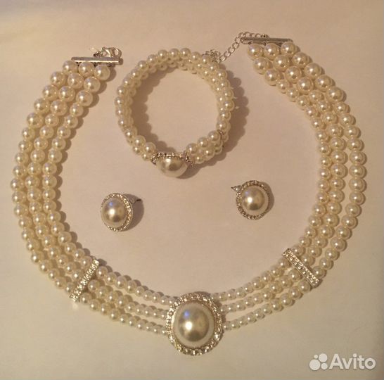 Комплект женских украшений