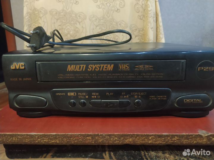 Видеомагнитофон jvc