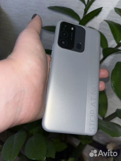 TECNO Spark 8C, 4/64 ГБ