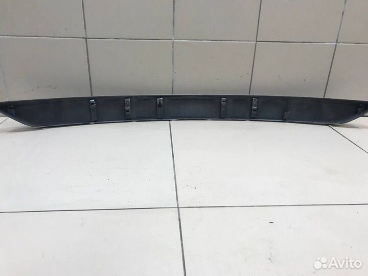 Накладка крышки багажника Toyota RAV4